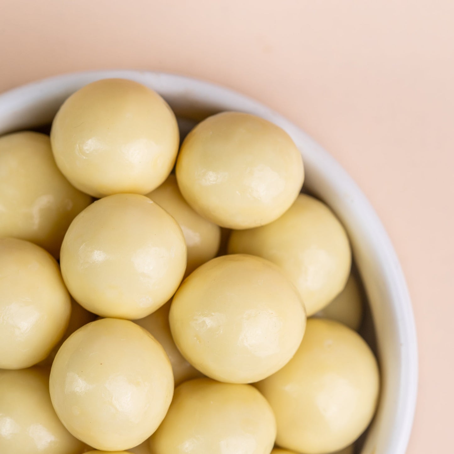 White Chocolate Pretzel Gems™